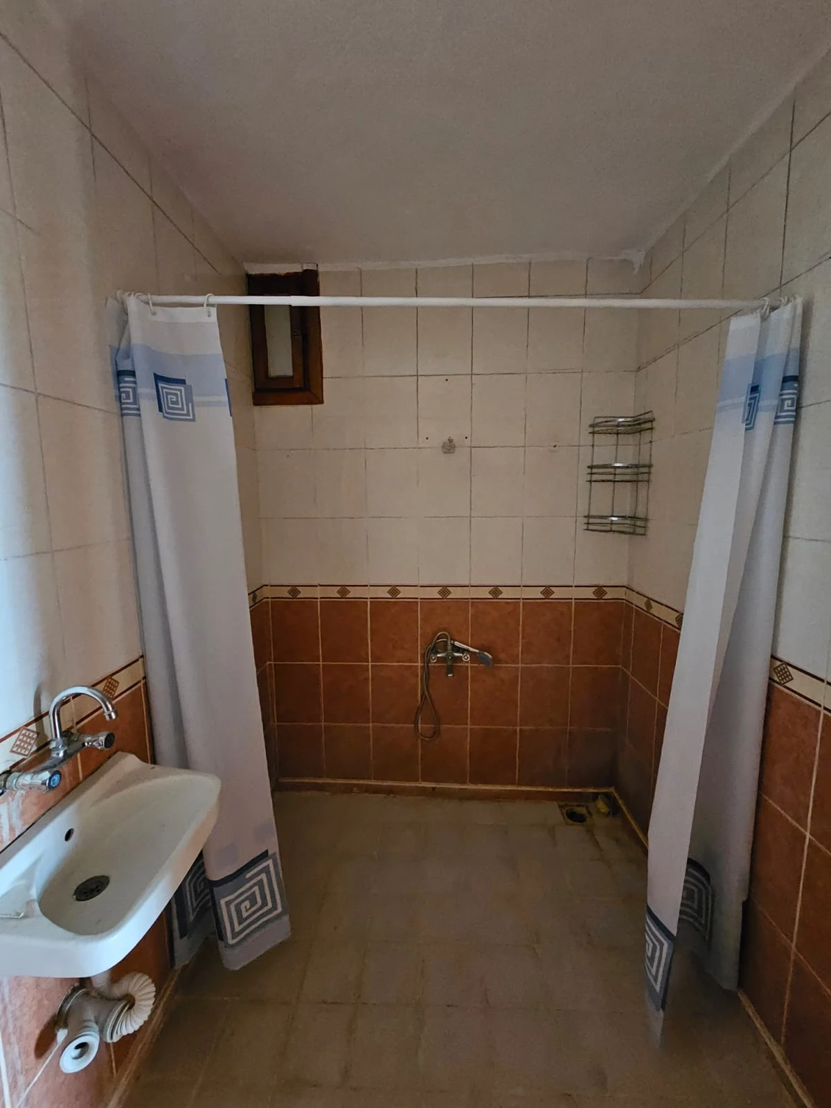 KONYA KOSOVA MAHALLESİ FERAS SİTESİ 3+1 KİRALIK DAİRE!